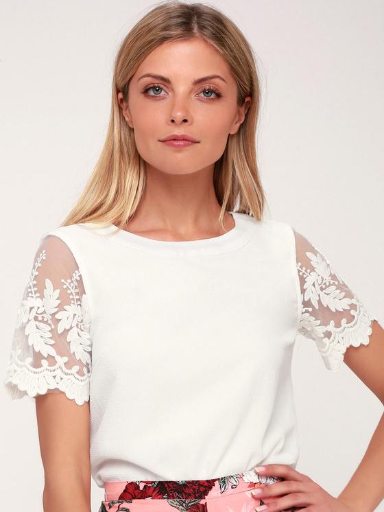 Kurzarm Blumen Gestickte Büro Lace Top T-shirt Weiß - Rose Boutique